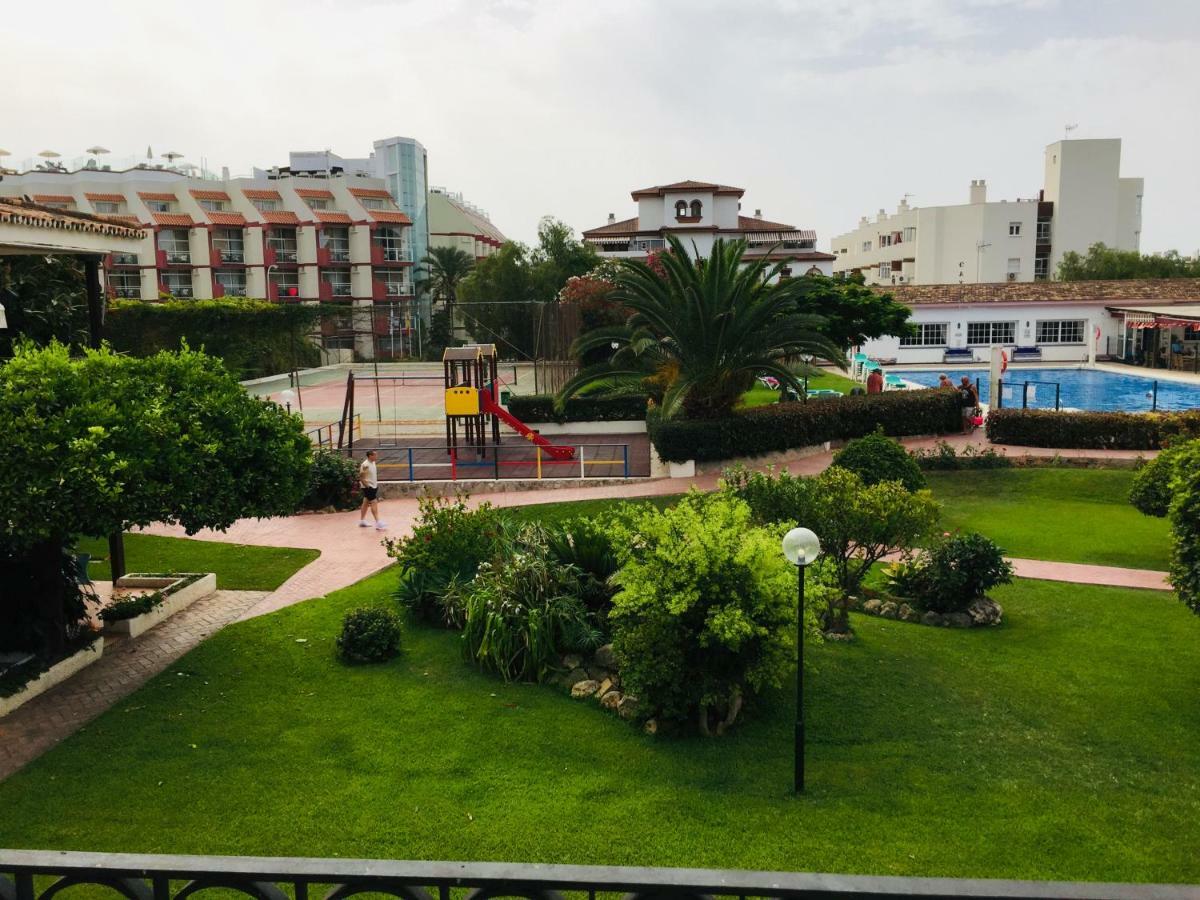 Carihuela Palace Beach Apartamento Torremolinos Exterior foto
